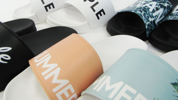 業界最安値!1足1100円~ オリジナルサンダルを1点から作成!シャワーサンダルの制作・プリント・名入れお任せ下さい。