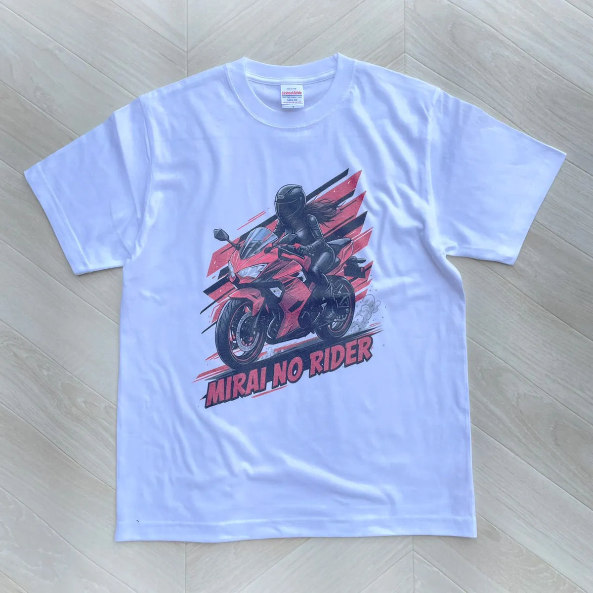オリジナルTシャツ制作事例｜バイクライダーイラストTシャツ「MIRAI NO