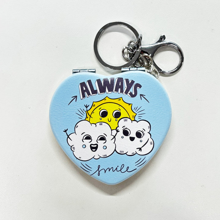 オリジナルグッズ・ノベルティのグッズメイド【GOODS MADE】 オリジナルコンパクトミラーキーホルダーRMR04 オリジナル折りたたみコンパクトミラー ラウンド形・楕円～形 ｜1個400円～！1個から作成可能｜フルカラー印刷対応