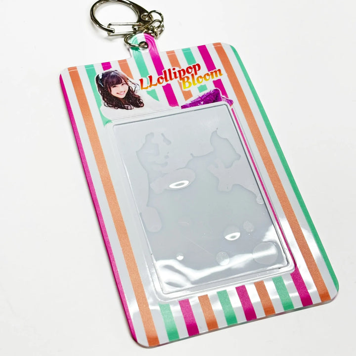 aストライプ柄デザインのオリジナルチェキホルダーキーホルダー
